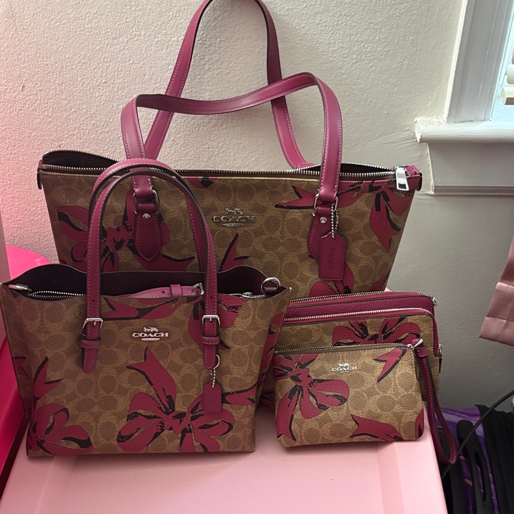 Coach Tan and Pink Bow Tote Bag Set